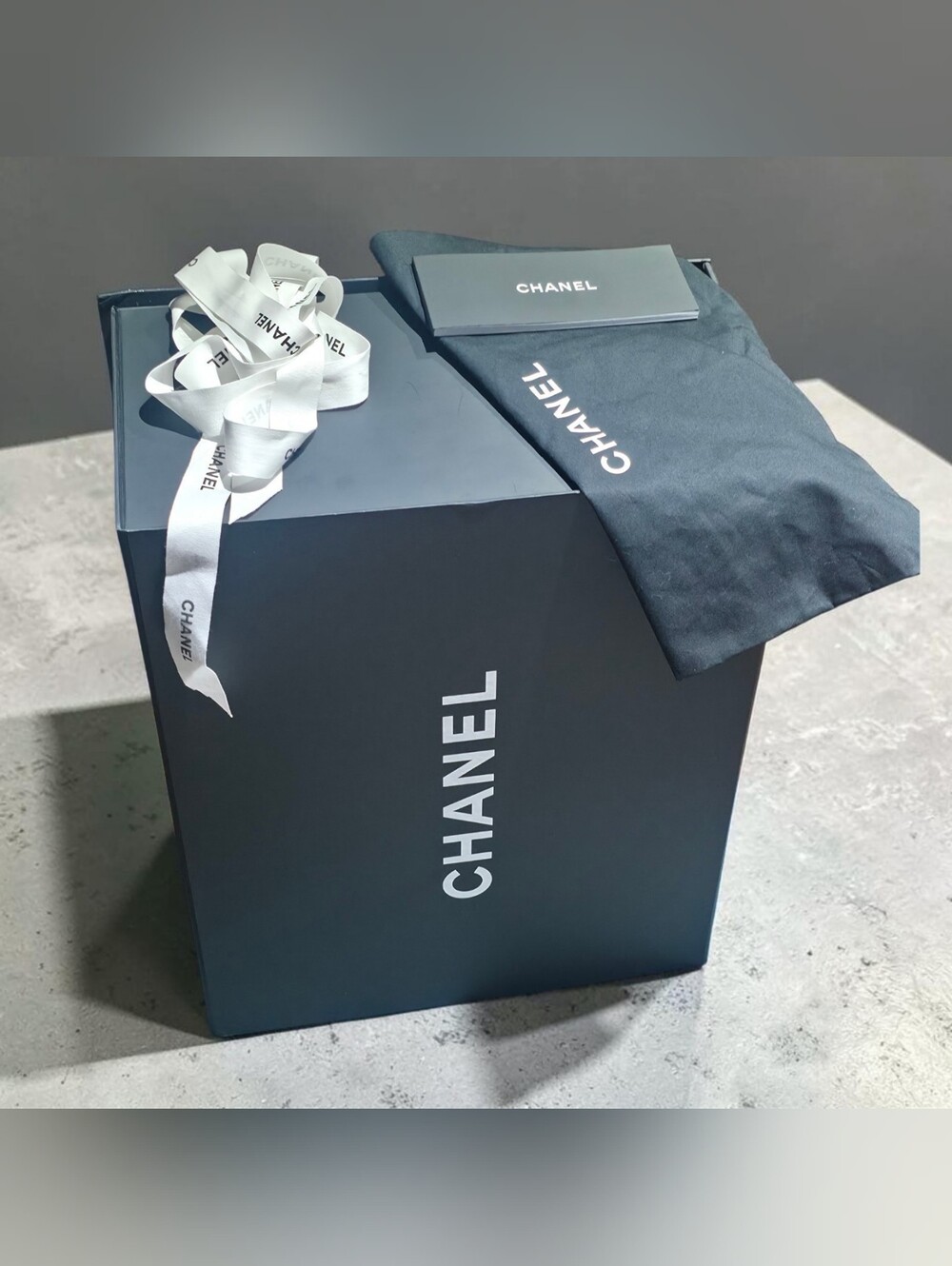 Authentic CHANEL XL Gift Box 18x14x9 Empty Handbag Dust Bag 14x11 Ribbon Booklet